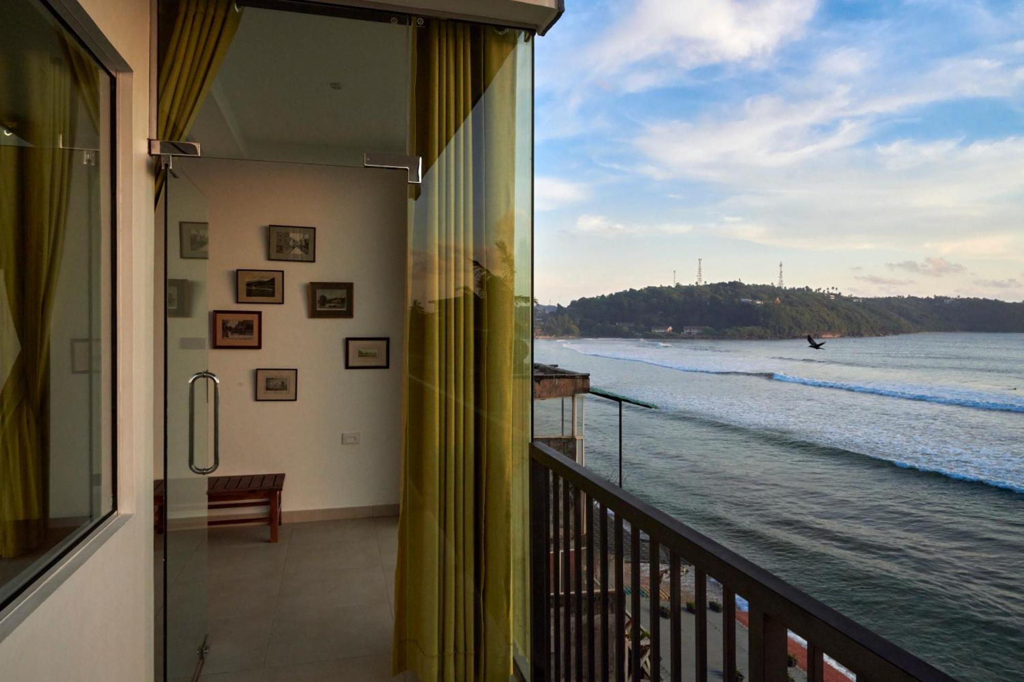 Kings Bay Beach Resort Galle Extérieur photo