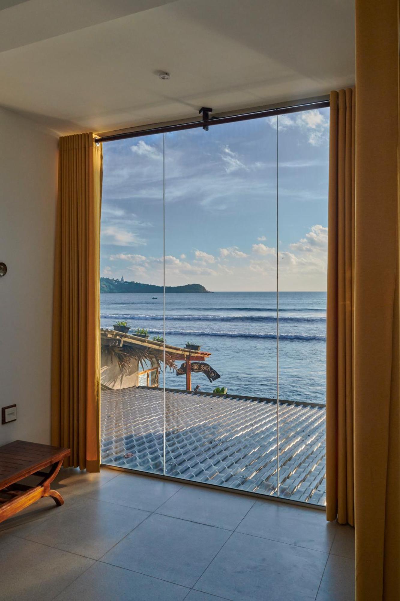 Kings Bay Beach Resort Galle Extérieur photo